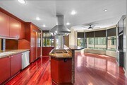Photo - Gorgeous Park Laurel condominium Unit 702 - S0006