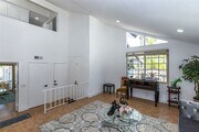 Photo - 1250 Kinglake Dr House