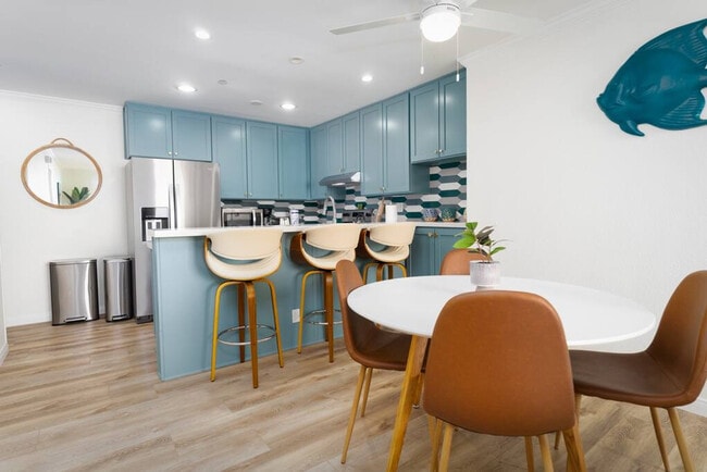 Photo - 4667 Ocean Blvd Unit ID1024451P