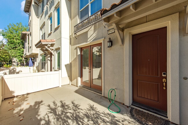 Photo - 1545 E Lincoln Ave