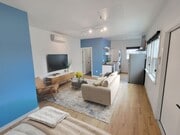 Photo - Renovated Studio with Bathroom In Jefferso... Apartment Unit 3994