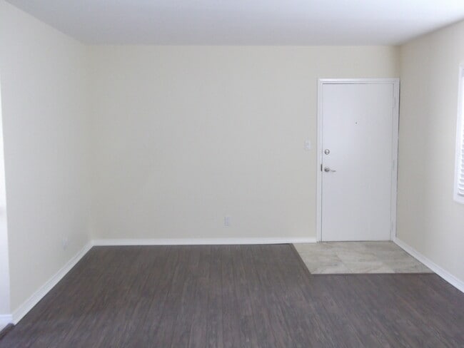 Living Area - Park Seville