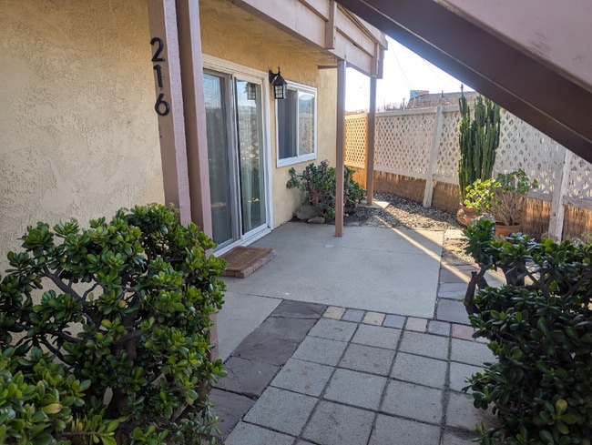 Photo - 216 Melrose Dr