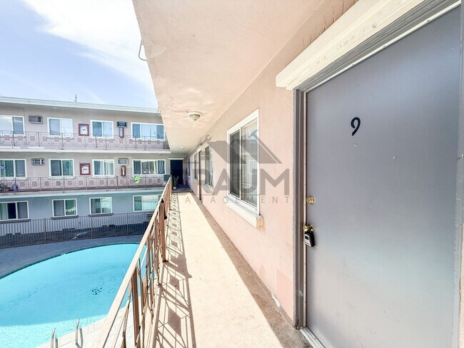 Photo - 13129 Oxnard St Unit 9