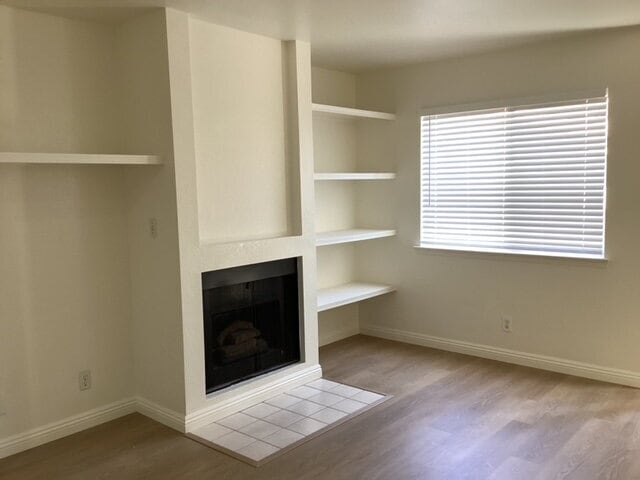 Photo - "Charming 2-Bed Condo with Cozy Fireplace & Modern Comforts in Lancaster!" Unit 3