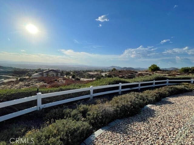 Photo - 38975 Loftus Ln