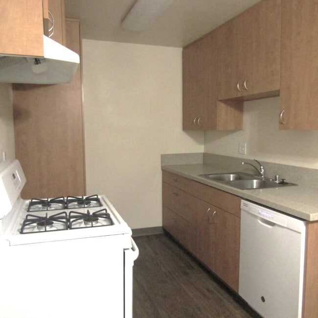 Photo - 1181 E Hollyvale St Unit 1149 12