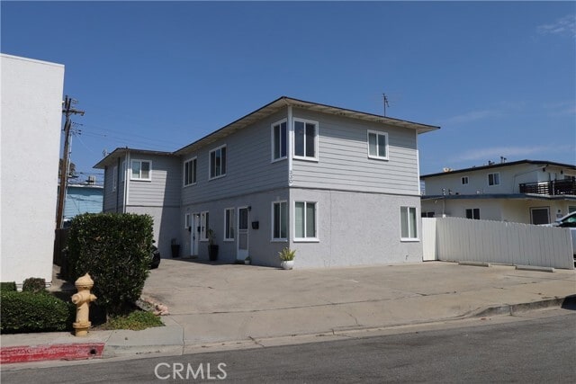 Photo - 330 Avenida Cabrillo Townhome