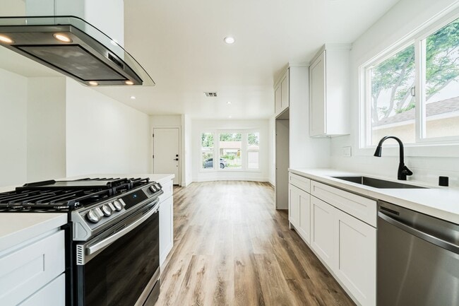 Photo - 7020 Schroll St Unit 7020