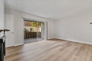 Photo - 1 Bedroom 1 Bath Apartment Close to South ... Unit A