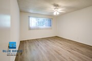 Photo - 17834 Burbank Blvd Unit 211
