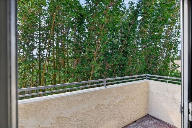 Photo - 10749 Francis Pl Unit 205