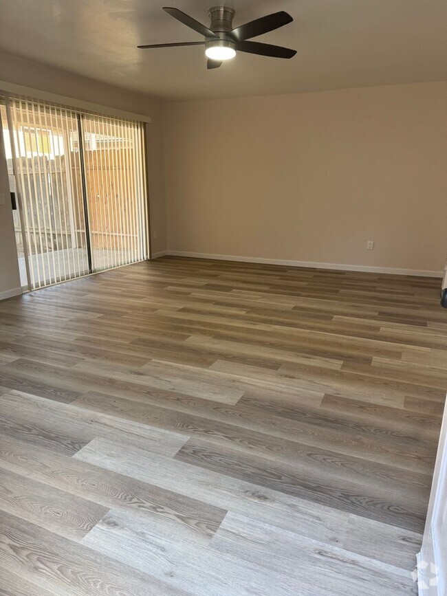 Building Photo - 3117-3119 Christy Wy Unit 3119 Rental