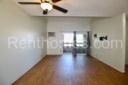 Photo - Allied Gardens, 6725 Mission Gorge Road #2... House