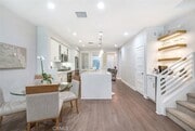 Photo - 10 Brownstone Way