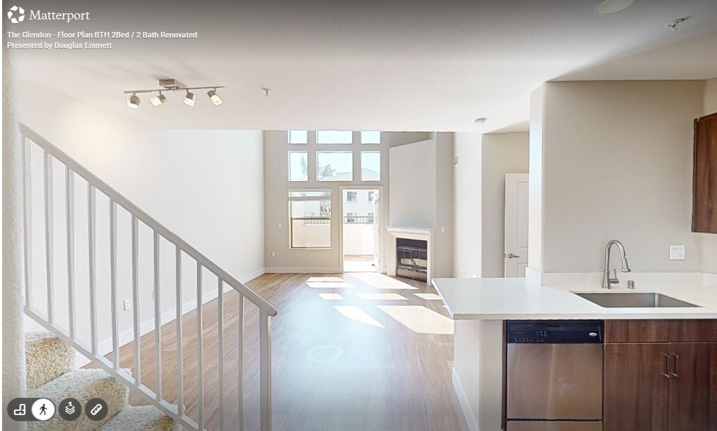 3D Tour - The Glendon Apartments in Westwood