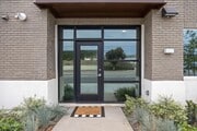 Photo - 1290 E Thompson Blvd Townhome