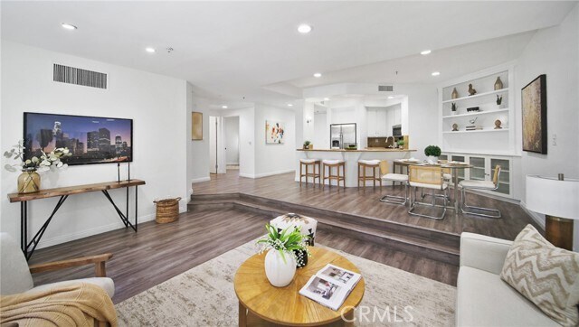 Photo - 235 Main St Unit 118