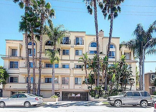 Photo - 10824 Bloomfield St Unit 201