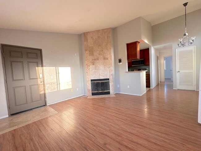 Building Photo - 4377 Wilson Ave