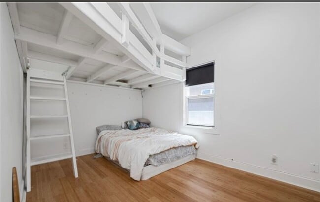 Photo - 2324 S Grand Ave