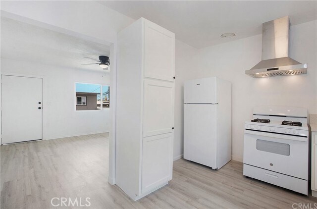 Photo - 1917 W Myrtle St