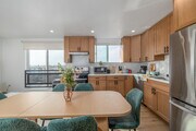 5BR, 5BA - 1,299SF - Kitchen - 1223 W 37th Dr