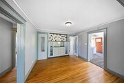Photo - Classic Anaheim Living with Prime Location