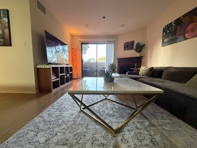 Photo - 11050 Strathmore Dr Unit 1