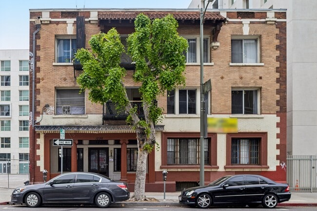 Photo - 1220 S. Olive St.