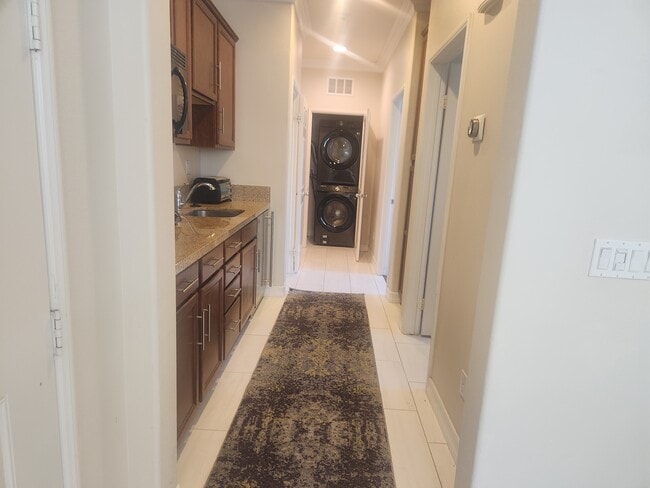 Building Photo - 6913 Stillbrook Way Rental