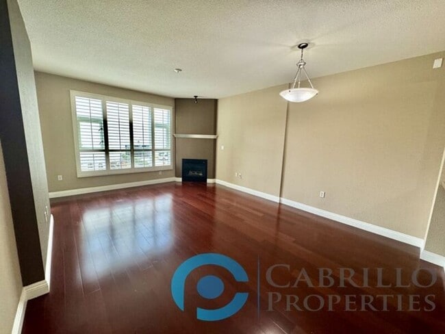 Photo - 1240 India St Unit 321