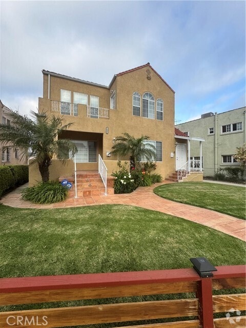 Building Photo - 1046 S Citrus Ave Rental