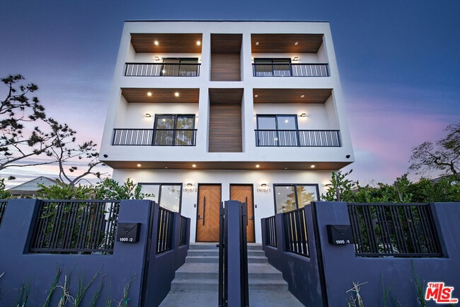 Photo - 1905 S Corning St Unit 1