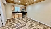 Photo - 1 Bedroom Cabin in town