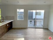 Photo - 1554 Winona Blvd