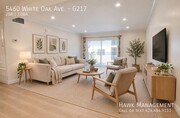 Photo - 5460 White Oak Ave