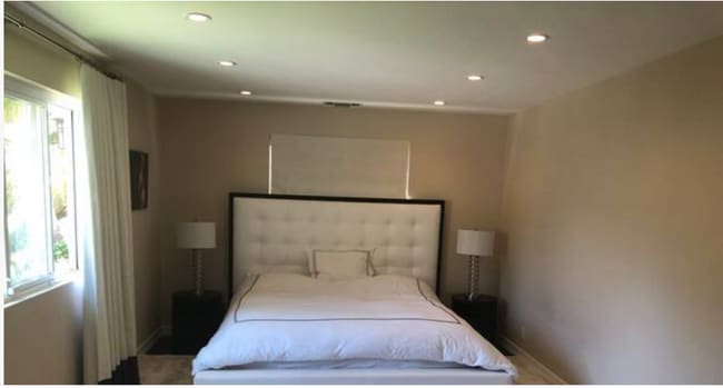 Photo - 1617 Roscomare Rd