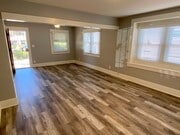 Photo - Charming 2 Bedroom Craftsman House w/Porch...