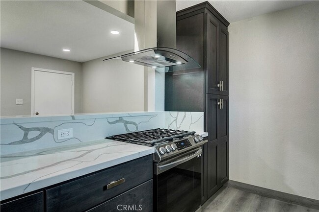 Photo - 3630 Russell St