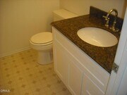 Photo - 1410 Friedrich Ln Unit B