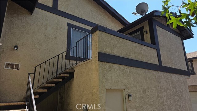 Photo - 9800 Vesper Ave
