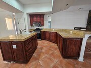 Photo - LARGE 3BED/2 BATH IN A COUNTRY CLUB SETTTING House