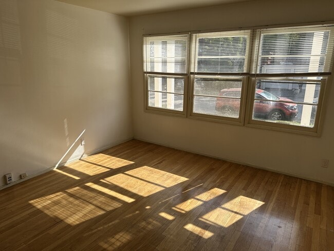 Photo - 2461 Silver Lake Blvd Apartment Unit 2461-B