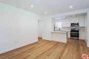 Photo - 815 W Glenoaks Blvd Unit A