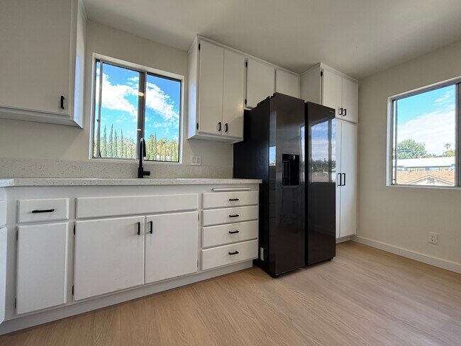 Photo - 6079 La Prada St