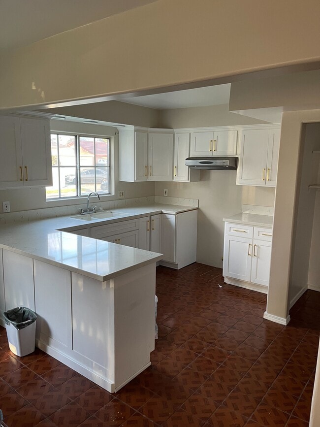 Photo - 10408 McNerney Ave