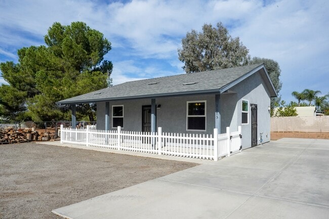 Building Photo - 1175 Campbell Way