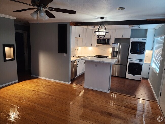 Building Photo - 3784 Keating St Rental