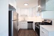 Photo - Perfectly Located 2BR in Crown Point Area ... Apartment Unit 4080